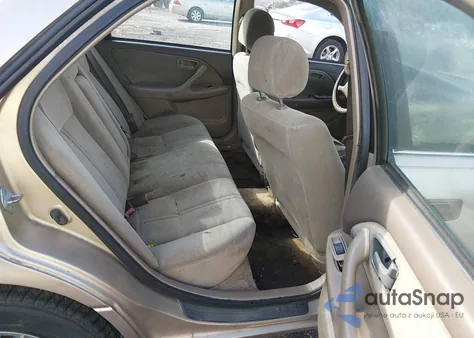 2000 Toyota Camry Ce from USA, damaged, VIN 4T1BG22KXYU738385